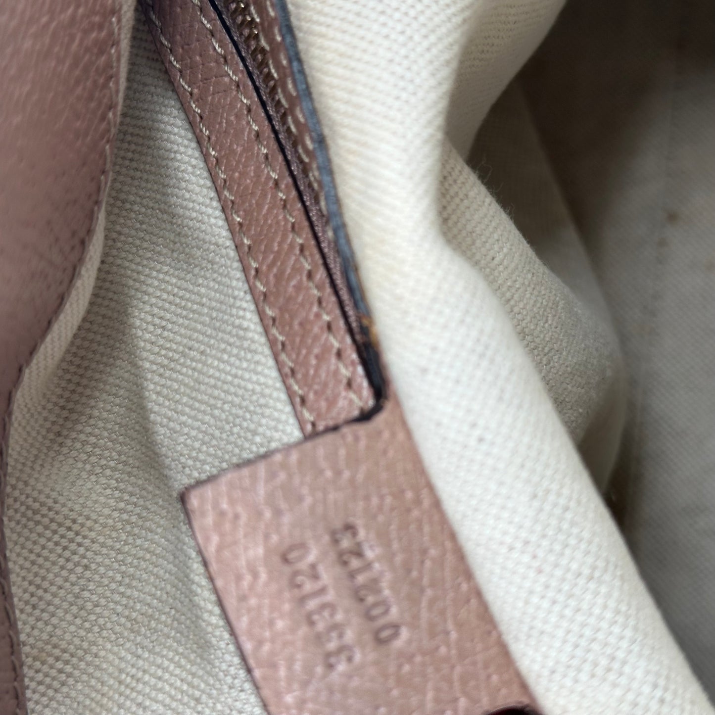 Authentic GUCCI GG Canvas Medium Bree Tote Crossbody