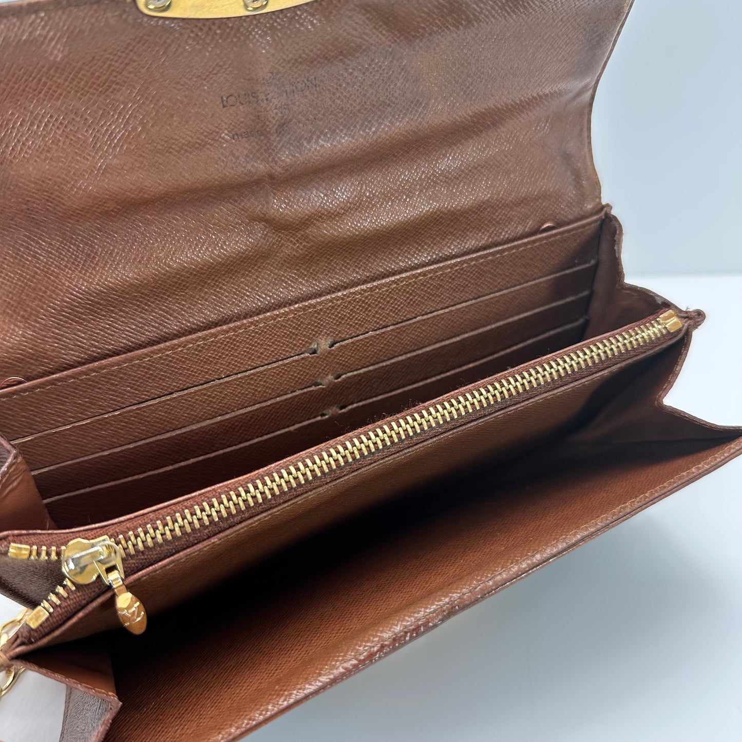 Authentic Louis Vuitton Monogram Étoile Wallet Crossbody