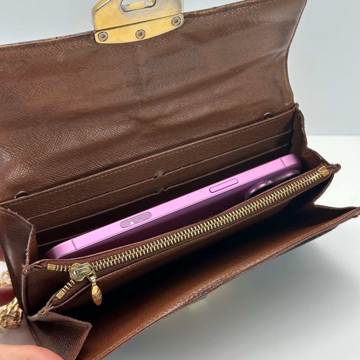 Authentic Louis Vuitton Monogram Étoile Wallet Crossbody