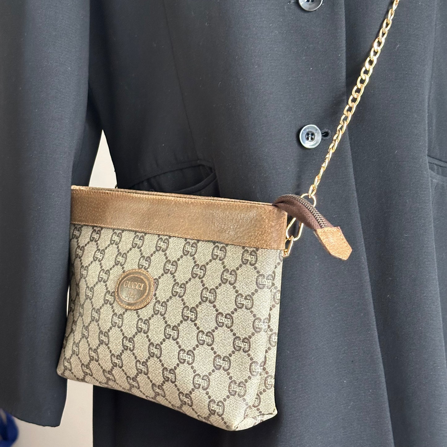 Authentic GUCCI Canvas Wristlet Clutch Crossbody