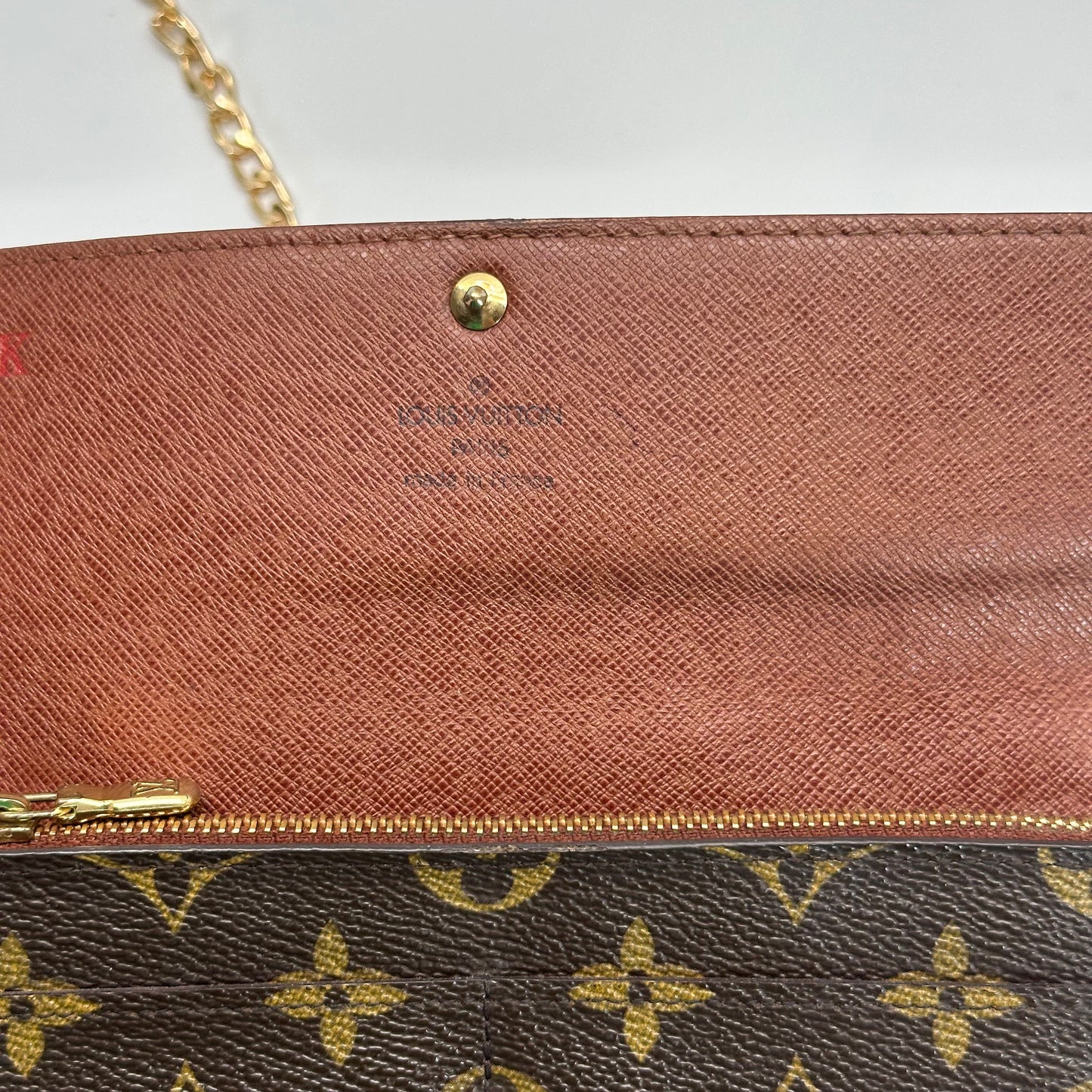Authentic Louis Vuitton 2005 Monogram Sarah Wallet Crossbody