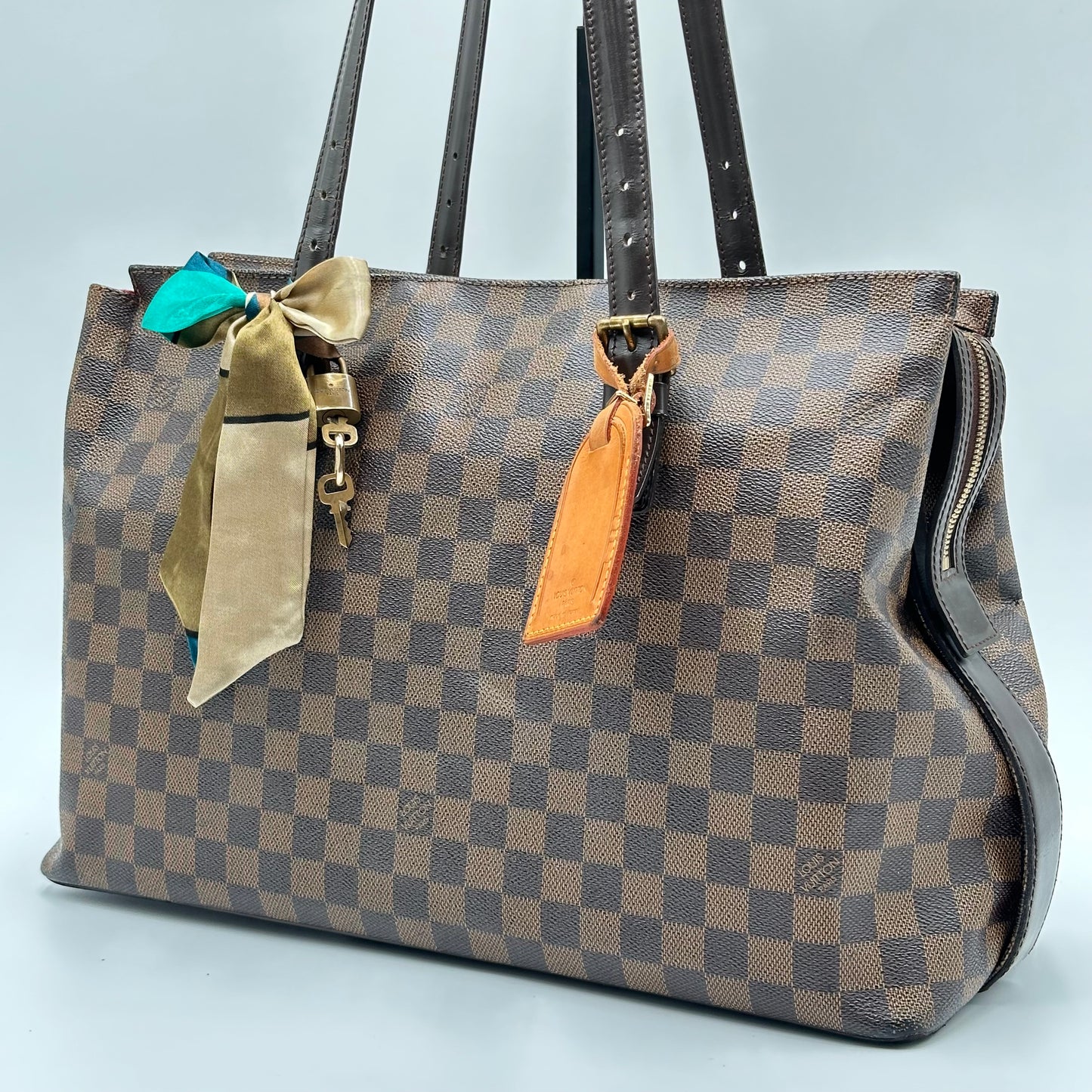 Authentic Louis Vuitton 2009 Damier Ebene Chelsea Tote
