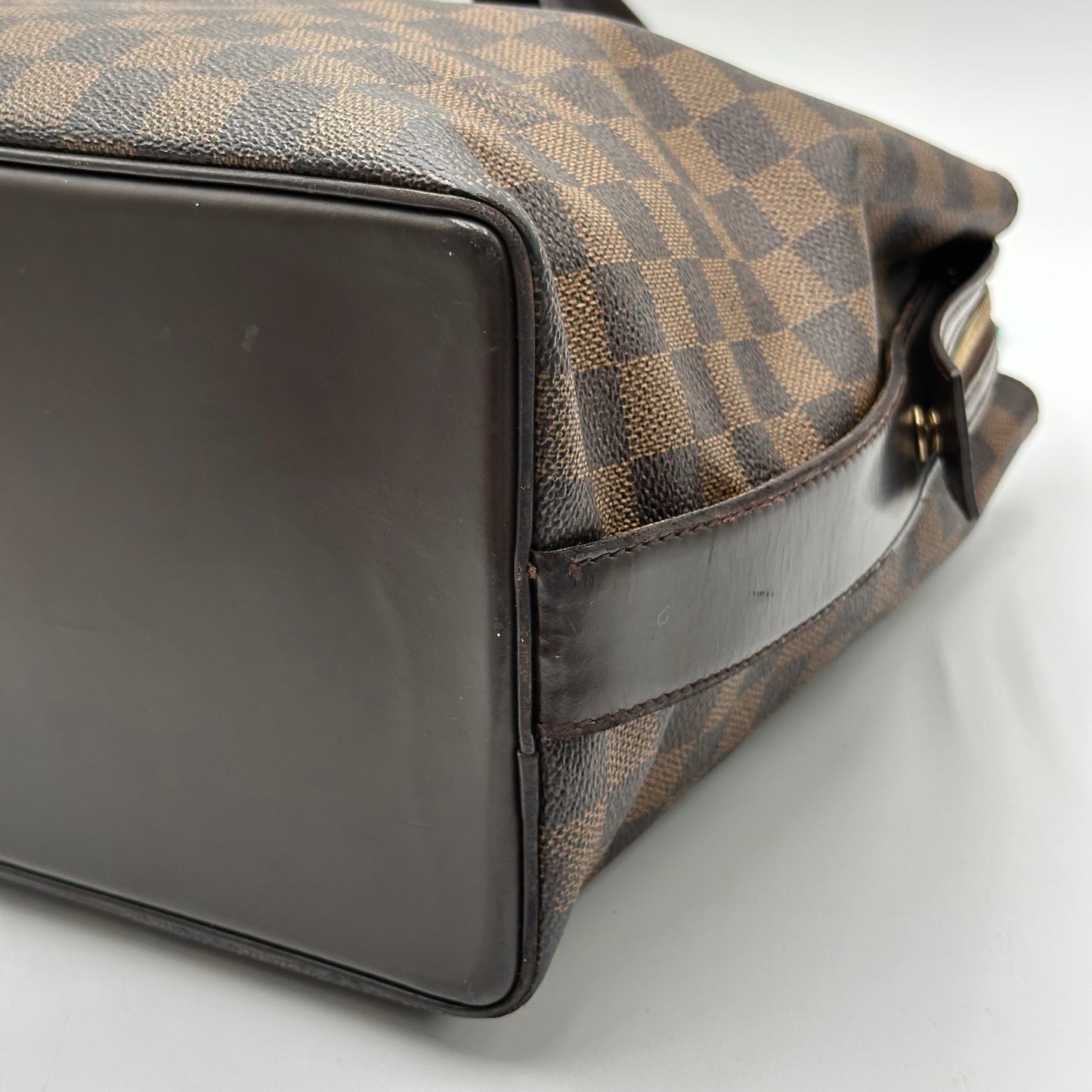 Authentic Louis Vuitton 2009 Damier Ebene Chelsea Tote