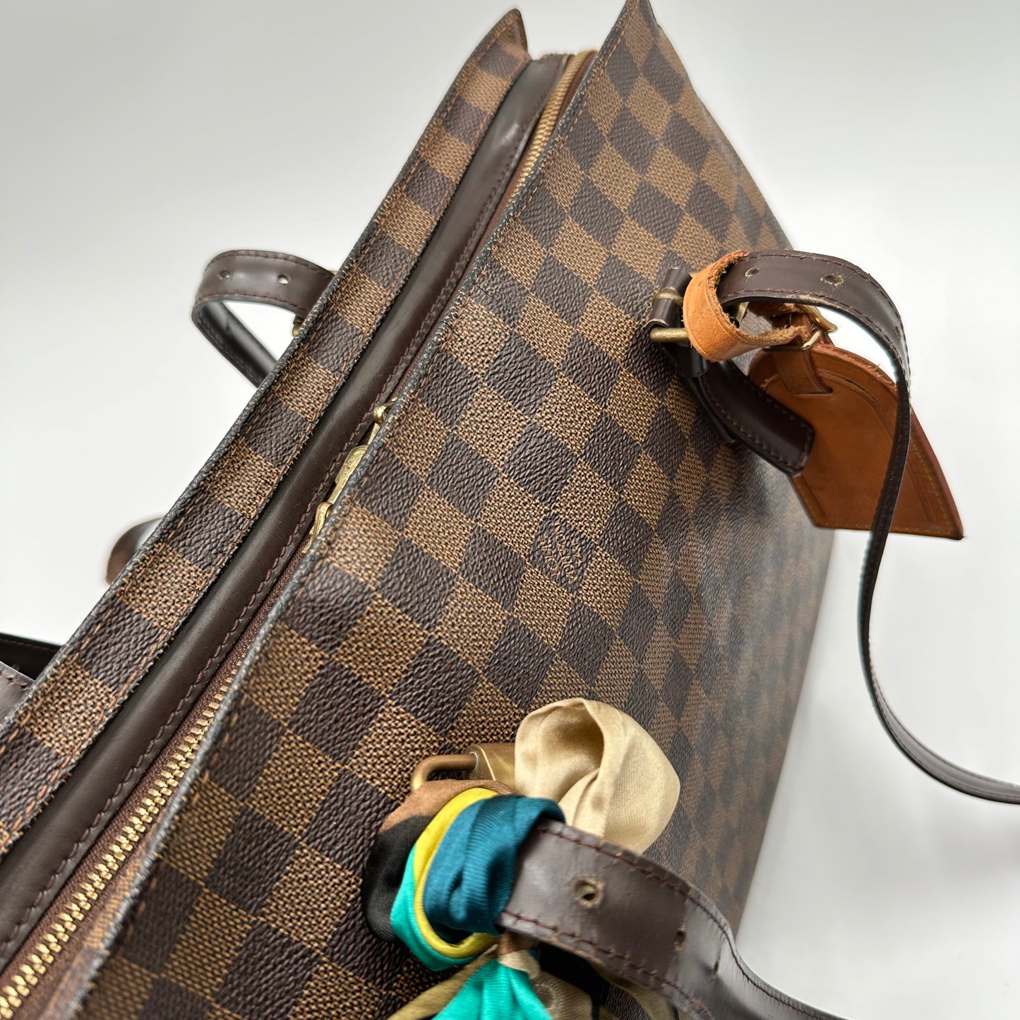 Authentic Louis Vuitton 2009 Damier Ebene Chelsea Tote