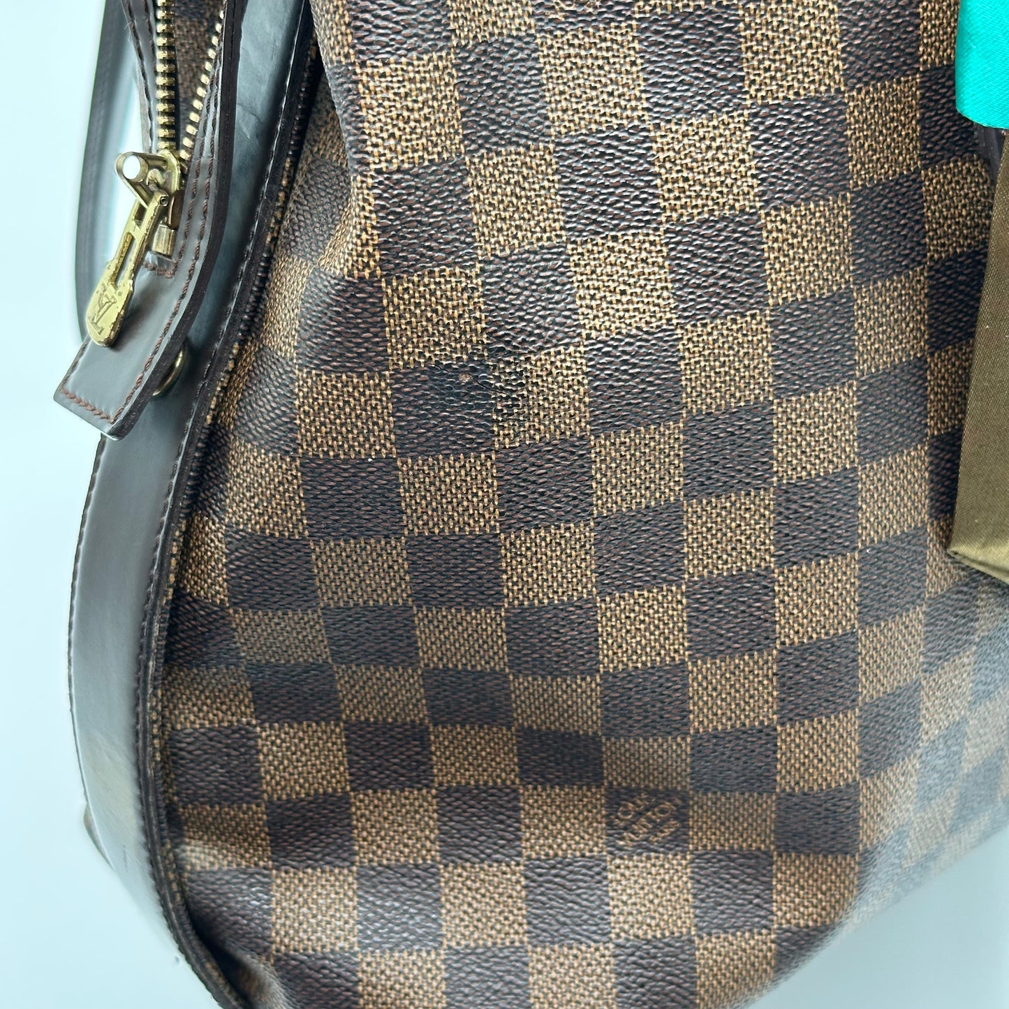 Authentic Louis Vuitton 2009 Damier Ebene Chelsea Tote
