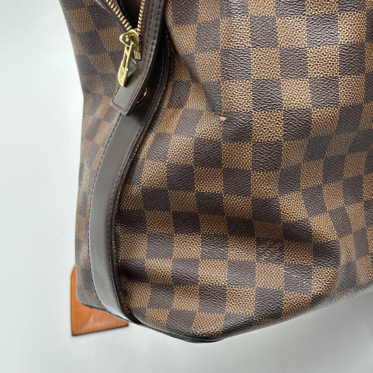 Authentic Louis Vuitton 2009 Damier Ebene Chelsea Tote