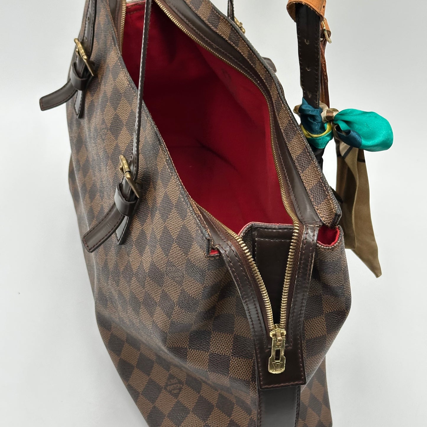 Authentic Louis Vuitton 2009 Damier Ebene Chelsea Tote