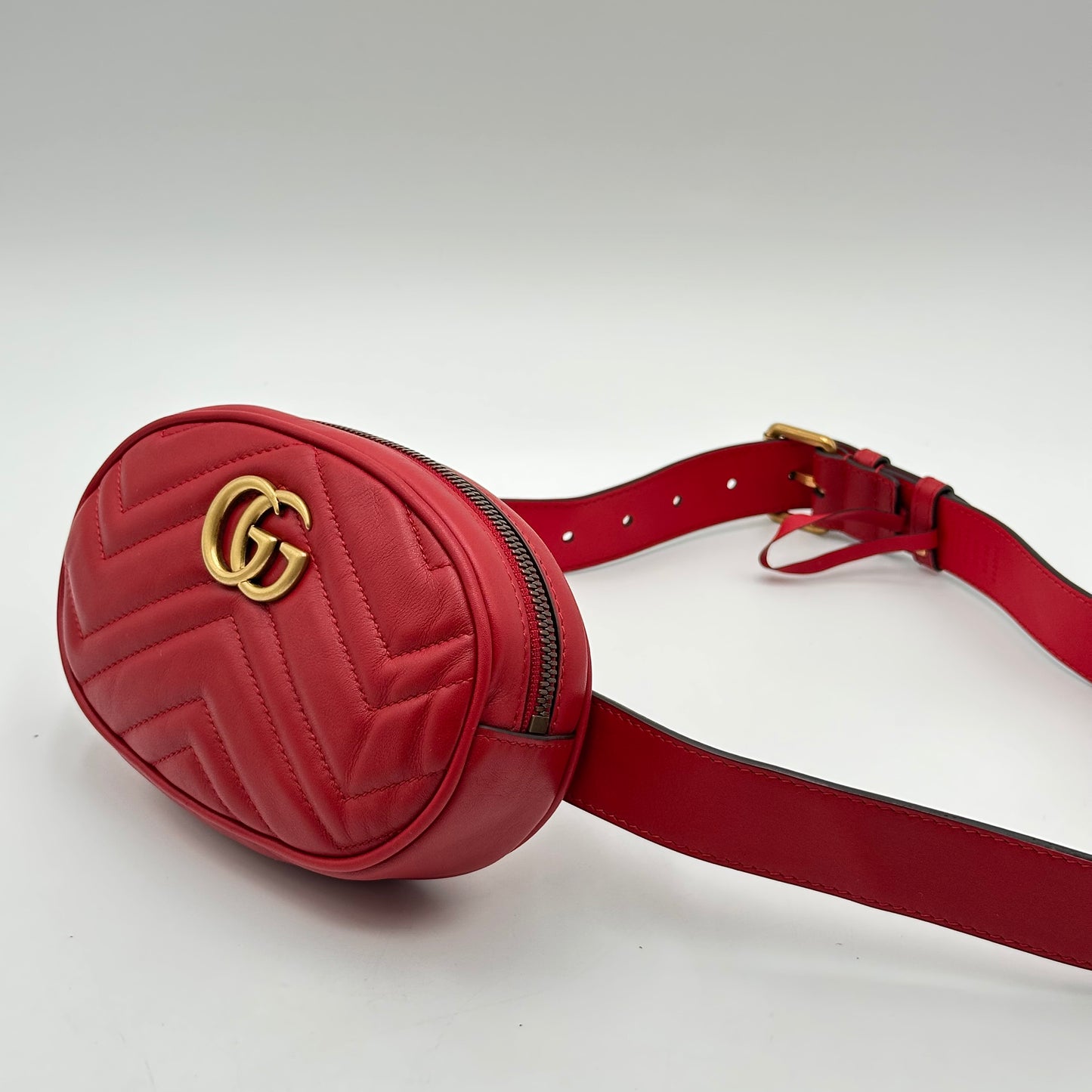 Authentic GUCCI Red GG Marmont Belt Bag