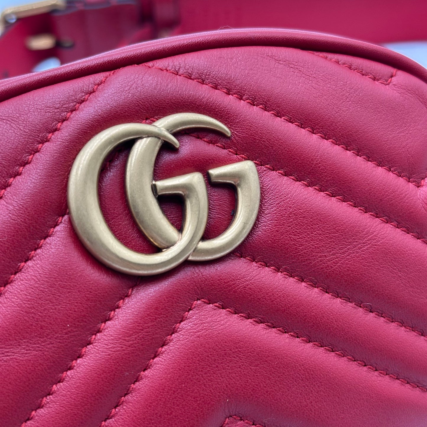 Authentic GUCCI Red GG Marmont Belt Bag