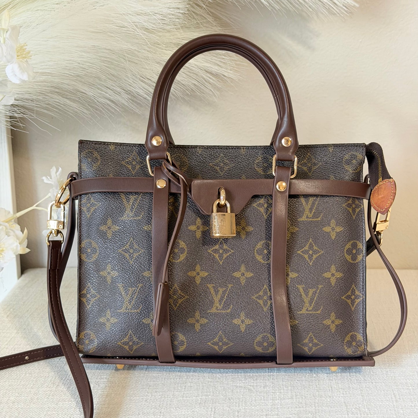 Authentic Louis Vuitton Monogram Toiletry 26 Crossbody