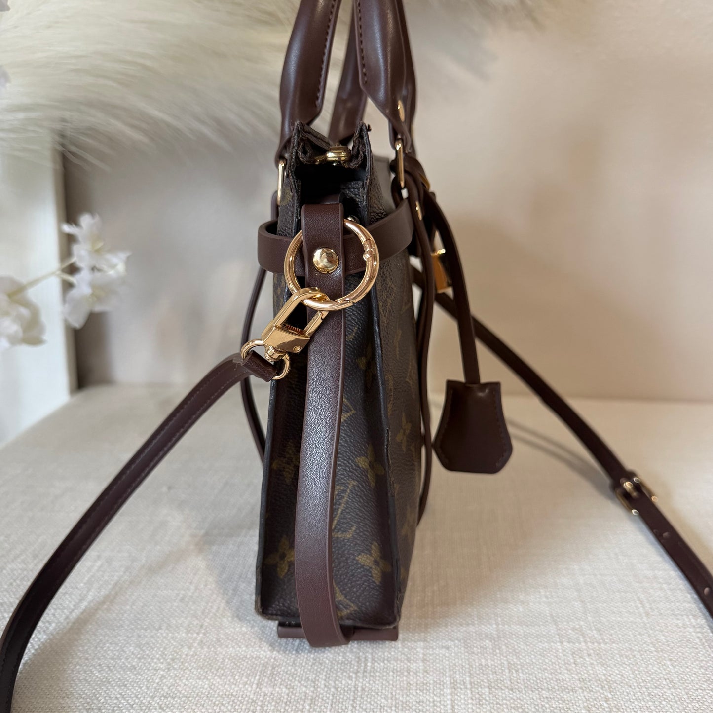 Authentic Louis Vuitton Monogram Toiletry 26 Crossbody