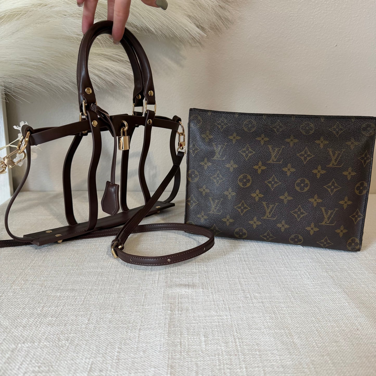 Authentic Louis Vuitton Monogram Toiletry 26 Crossbody