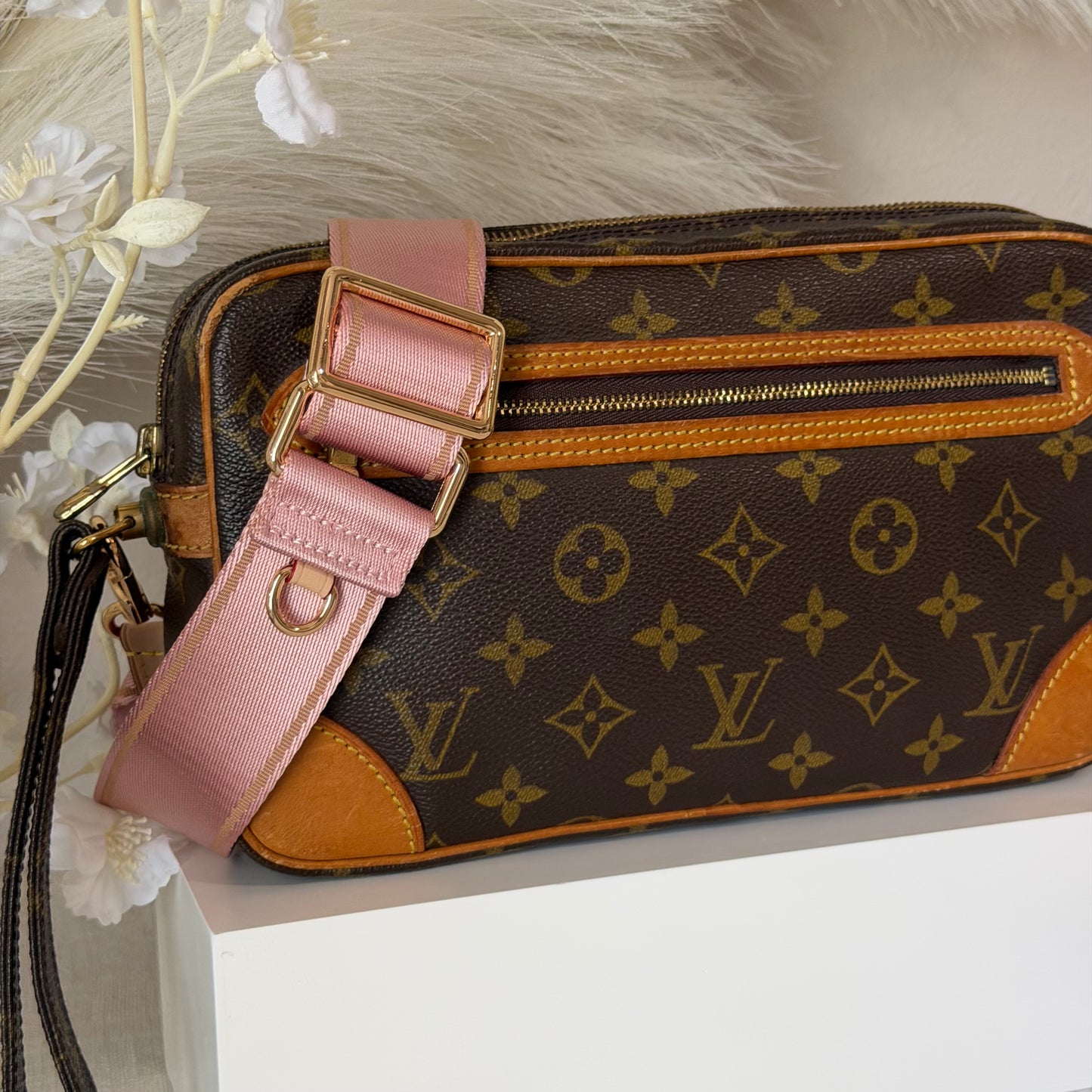 Authentic Louis Vuitton 1989 Monogram Marly Dragonne Crossbody