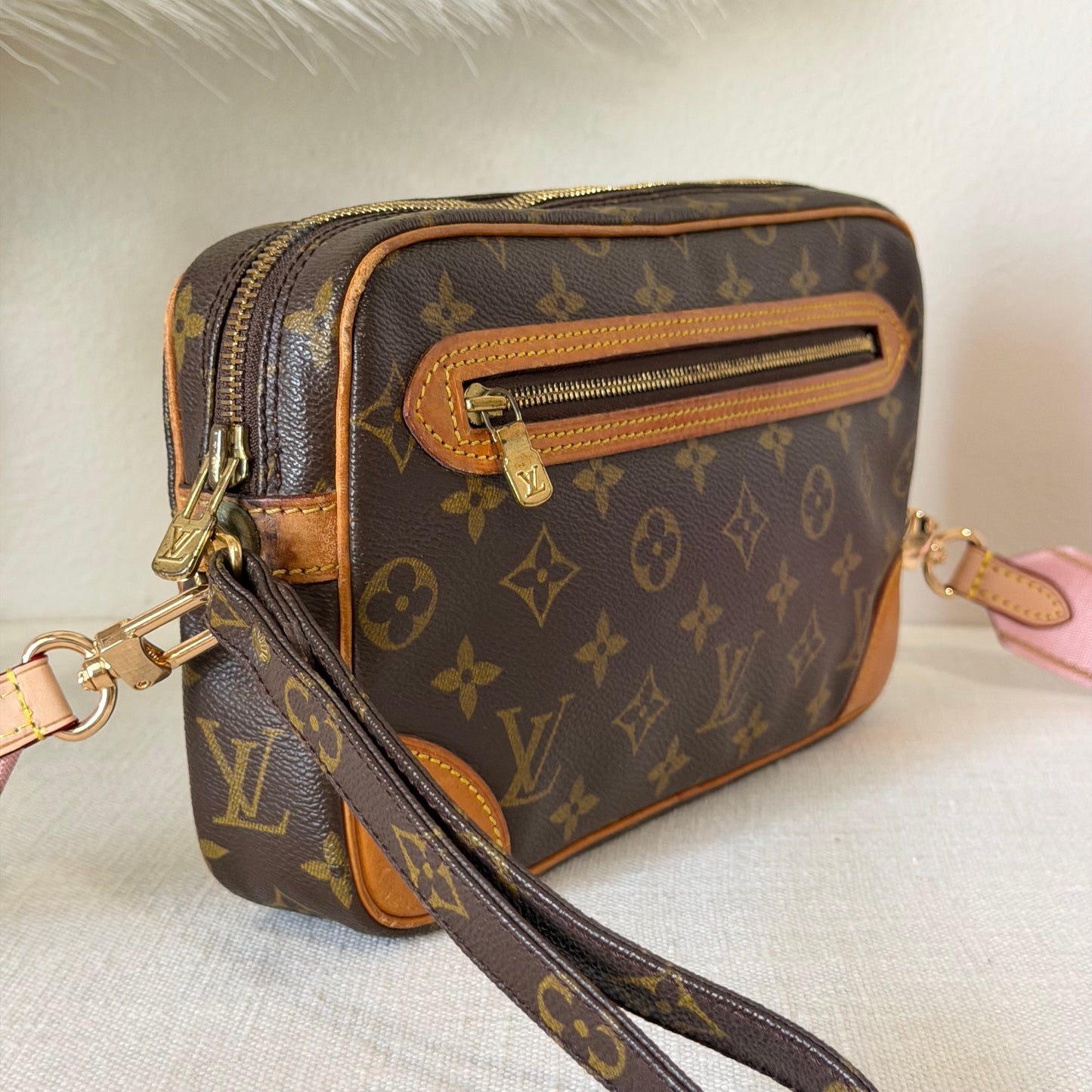 Authentic Louis Vuitton 1989 Monogram Marly Dragonne Crossbody