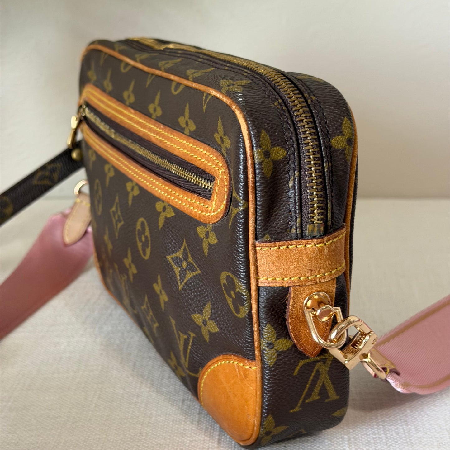 Authentic Louis Vuitton 1989 Monogram Marly Dragonne Crossbody