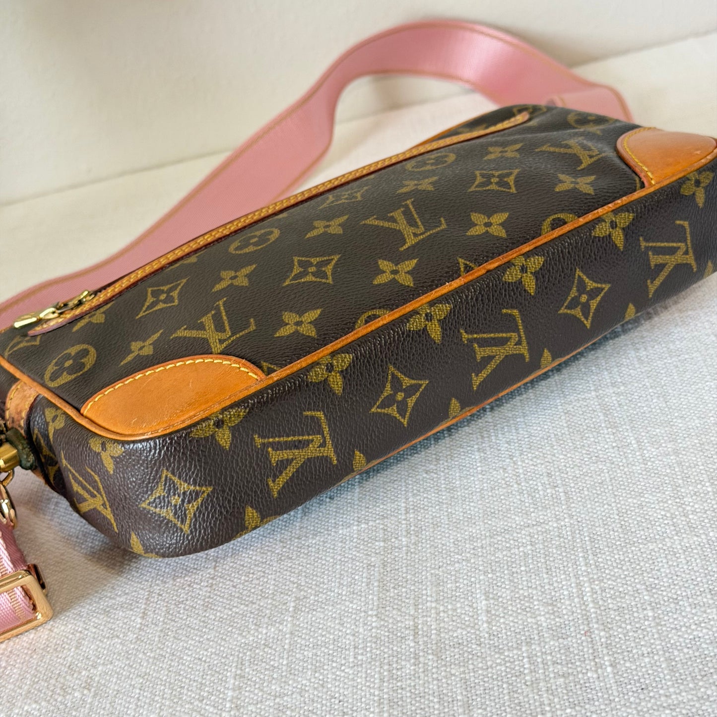 Authentic Louis Vuitton 1989 Monogram Marly Dragonne Crossbody