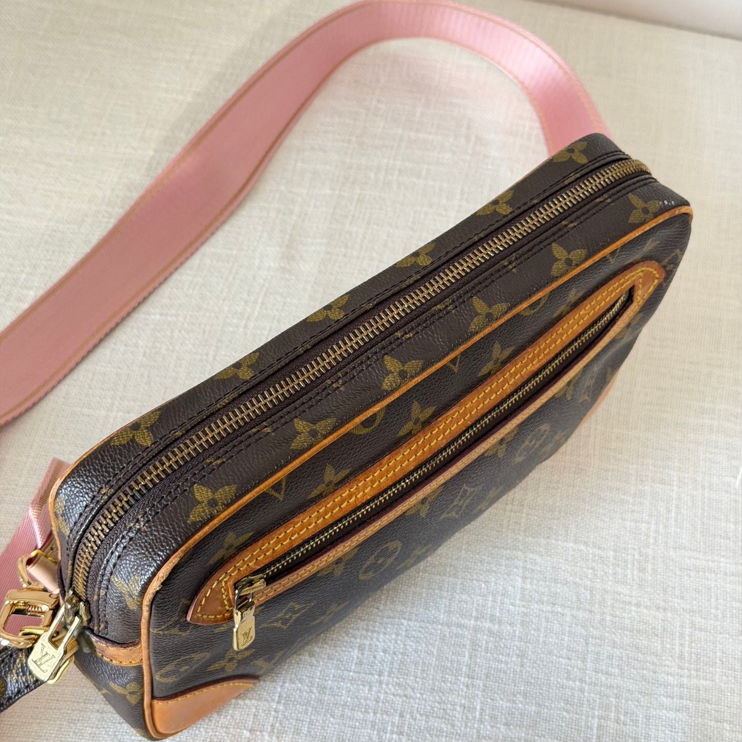 Authentic Louis Vuitton 1989 Monogram Marly Dragonne Crossbody