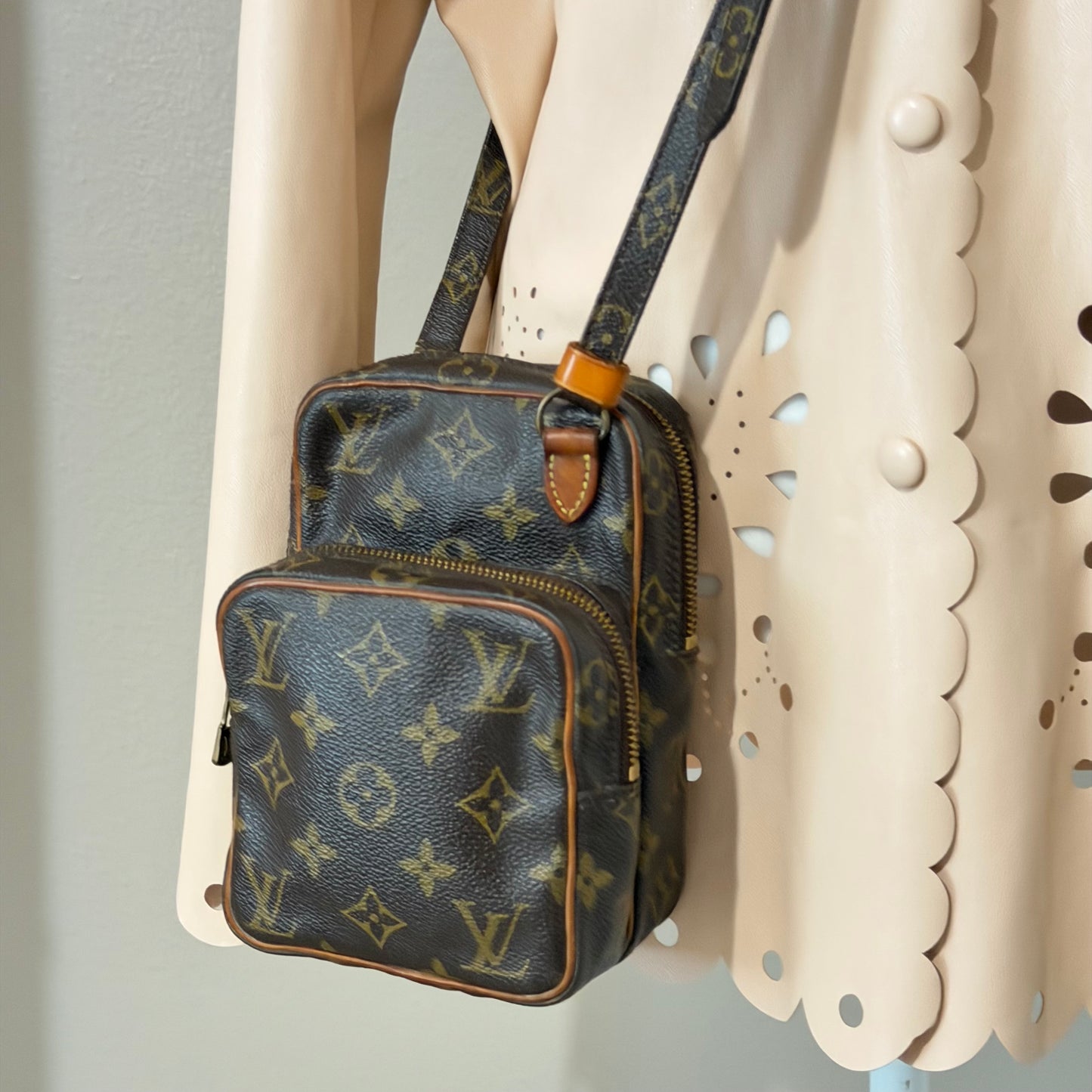 Authentic Louis Vuitton 1987 Monogram Amazone PM Crossbody
