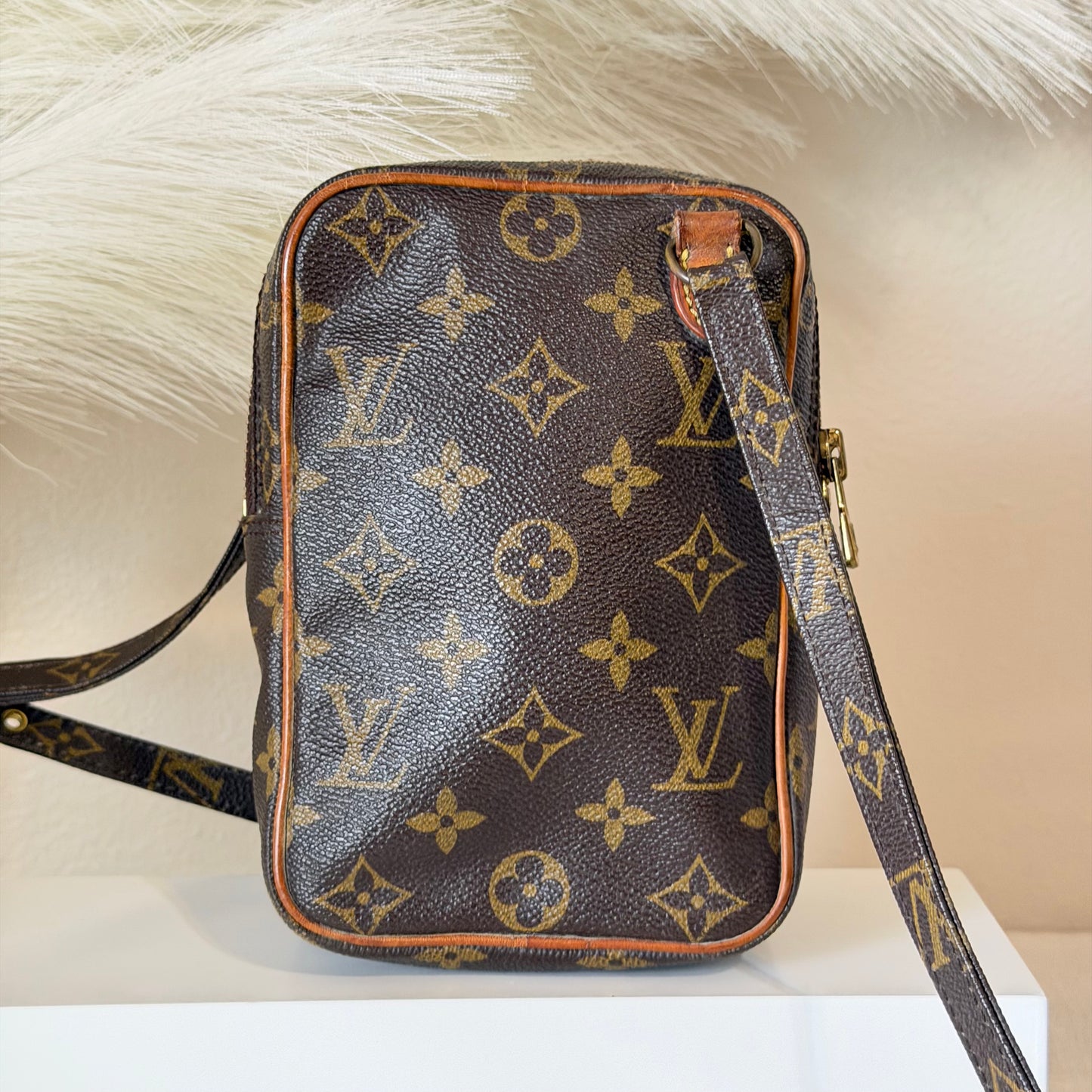 Authentic Louis Vuitton 1987 Monogram Amazone PM Crossbody