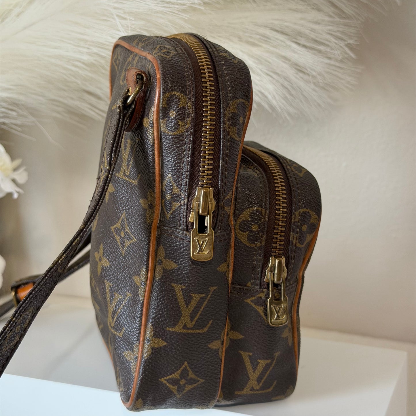 Authentic Louis Vuitton 1987 Monogram Amazone PM Crossbody