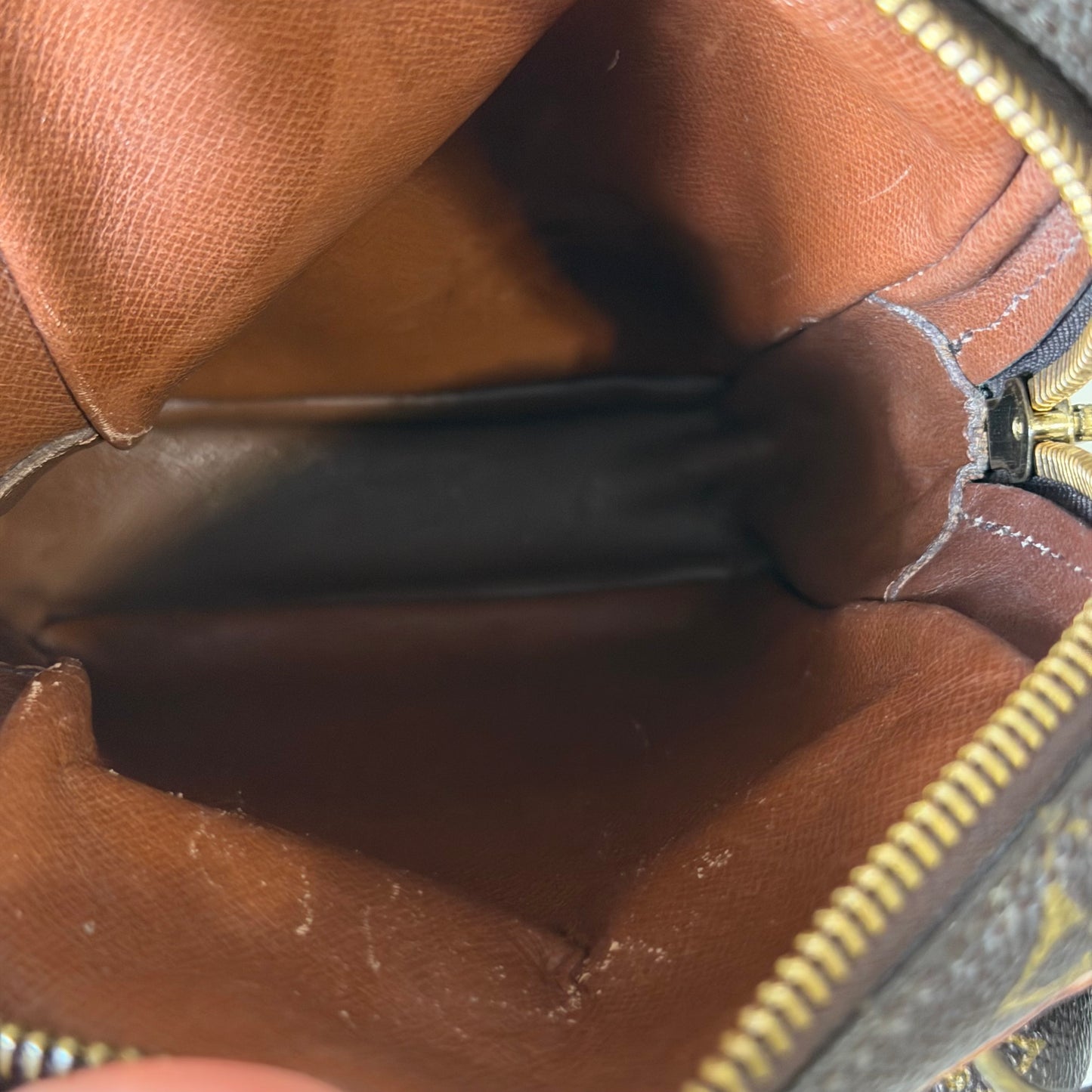 Authentic Louis Vuitton 1987 Monogram Amazone PM Crossbody