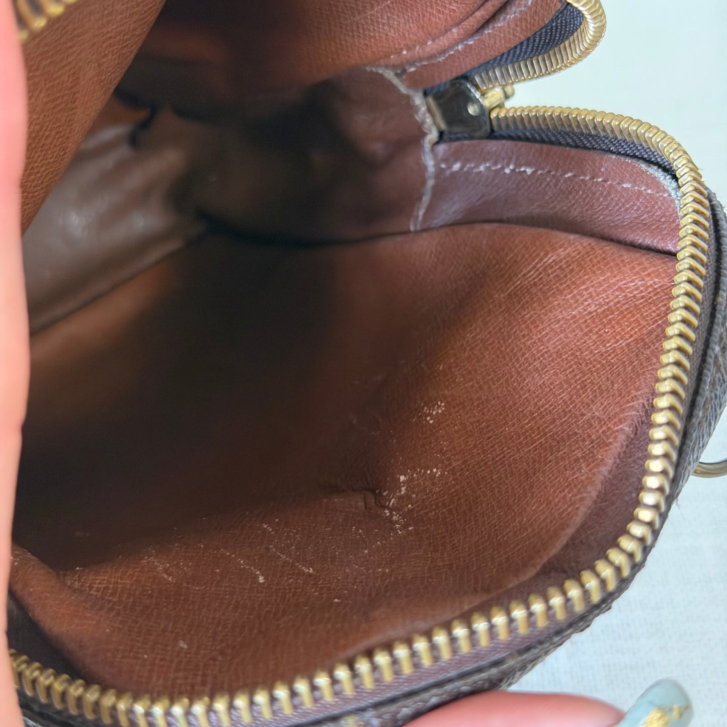 Authentic Louis Vuitton 1987 Monogram Amazone PM Crossbody