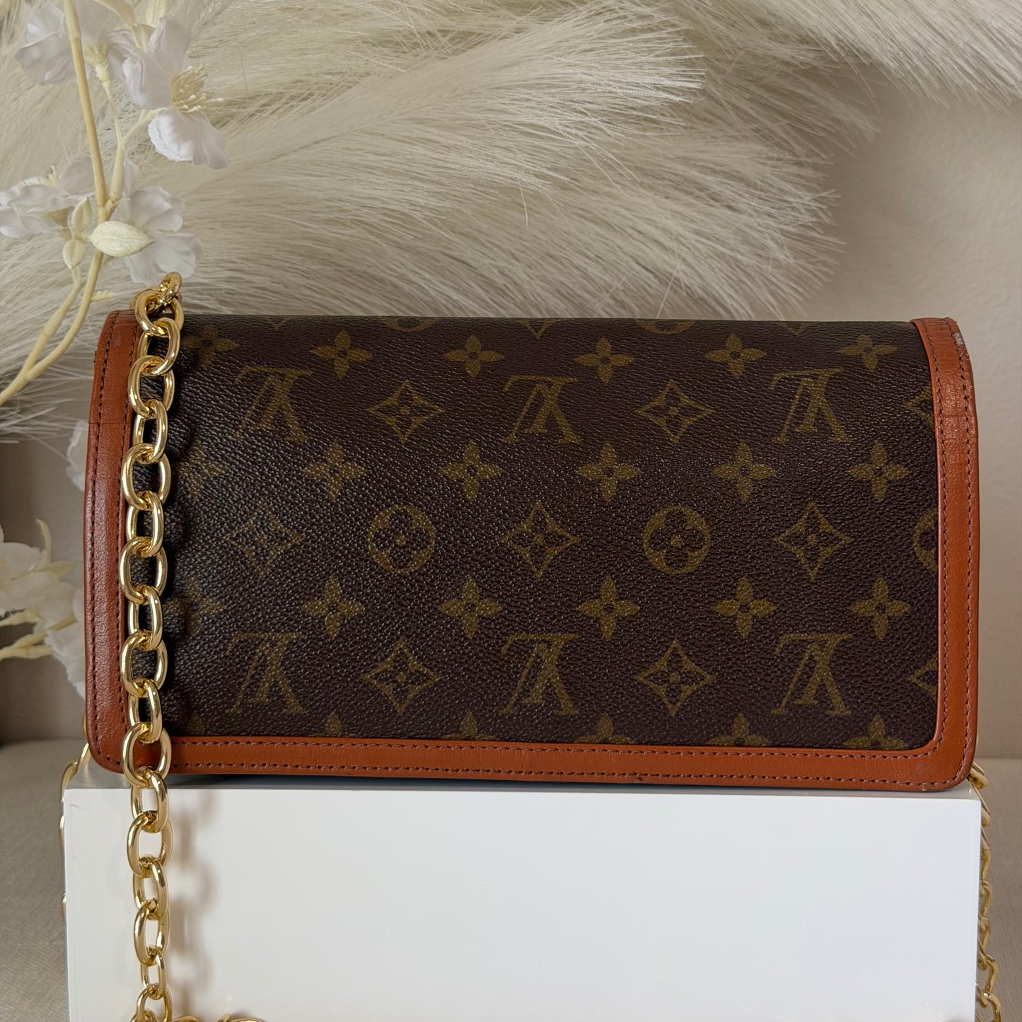 Authentic Louis Vuitton 1982 Monogram Pochette Dame Crossbody