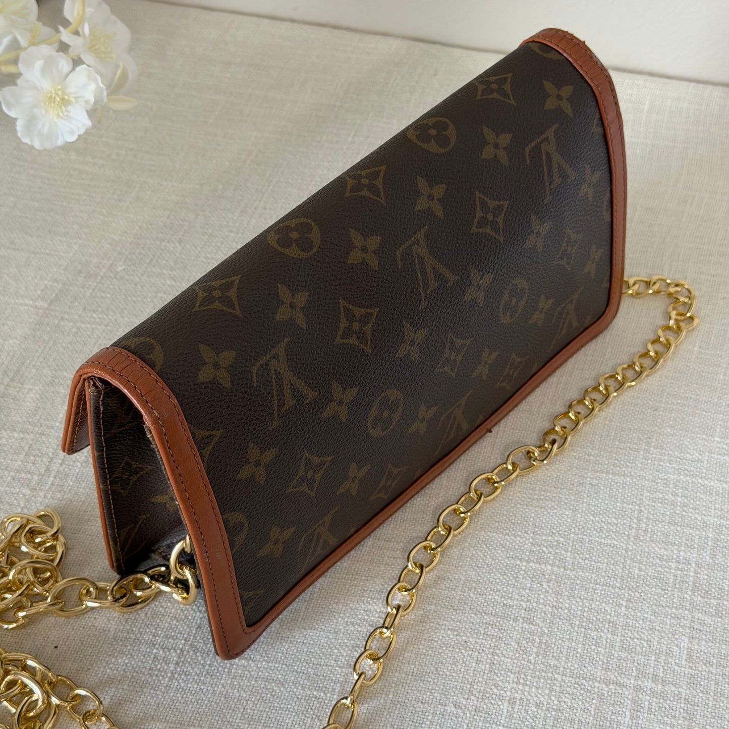 Authentic Louis Vuitton 1982 Monogram Pochette Dame Crossbody