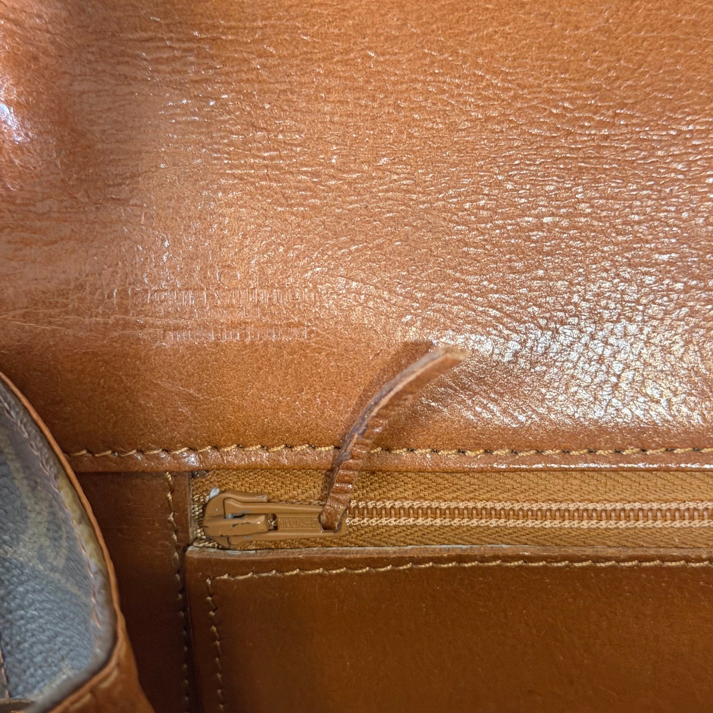 Authentic Louis Vuitton 1982 Monogram Pochette Dame Crossbody