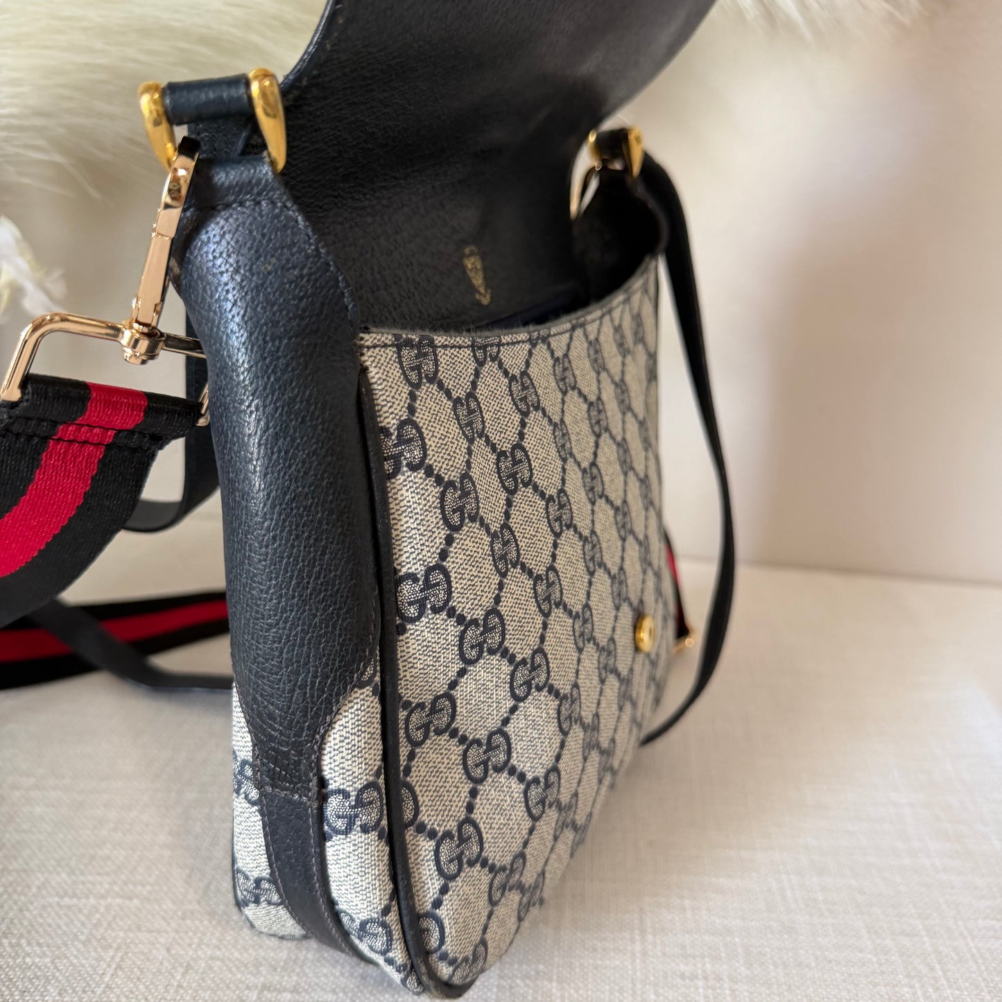 Authentic GUCCI Navy Web Crossbody