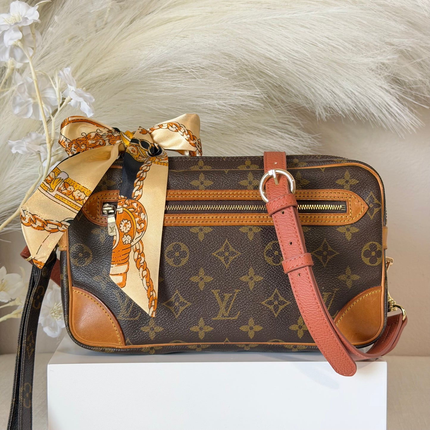 Authentic Louis Vuitton 1991 Monogram Marly Dragonne Crossbody