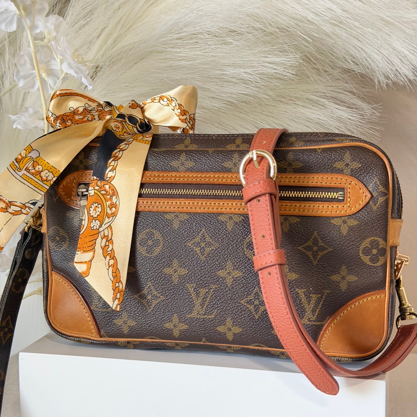 Authentic Louis Vuitton 1991 Monogram Marly Dragonne Crossbody
