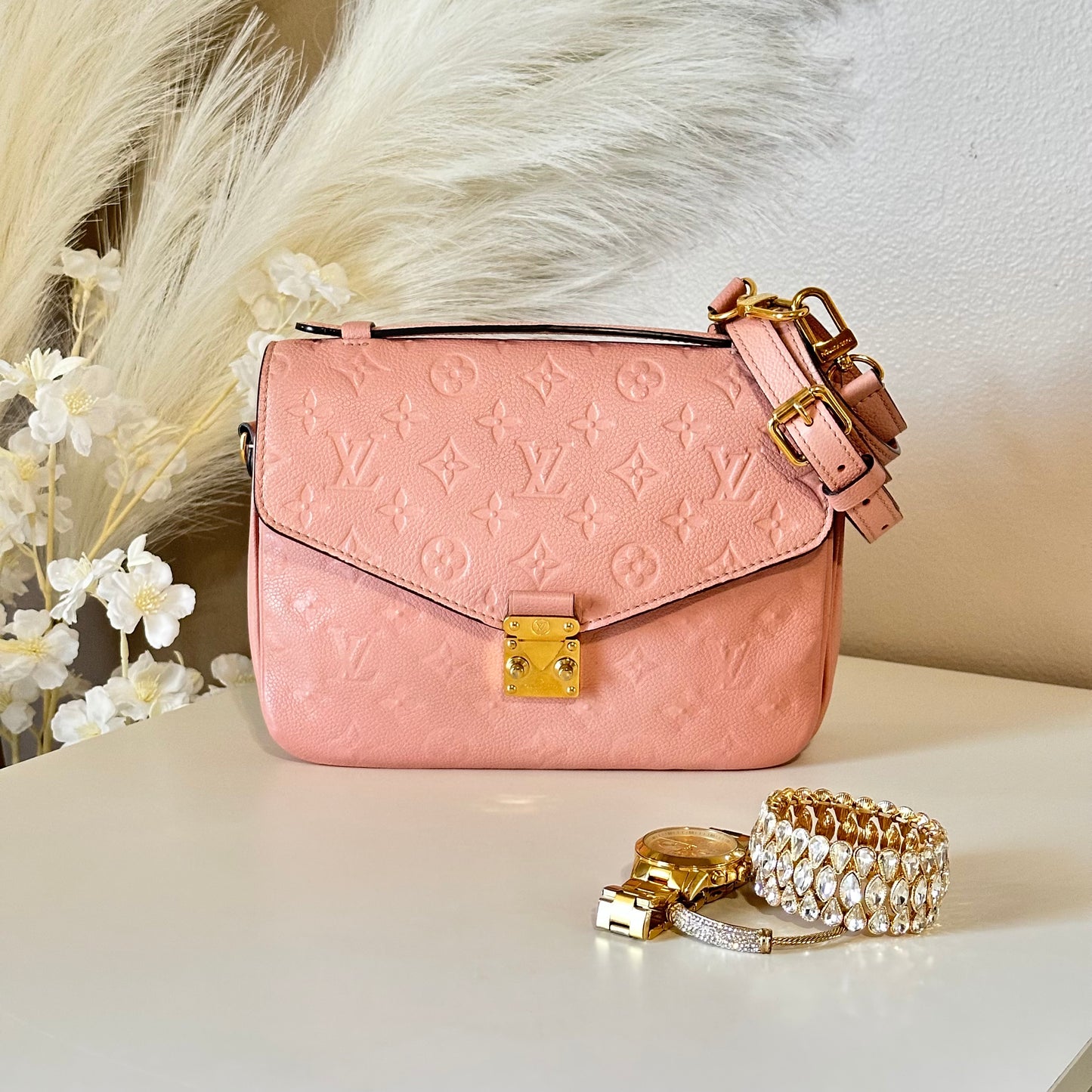 Authentic Louis Vuitton Pochette Métis Monogram Empreinte Rose Pink Crossbody