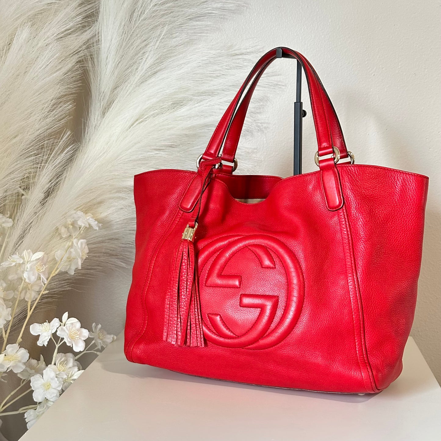 Authentic GUCCI Red Pebbled Leather Soho Top Handle Tote Bag