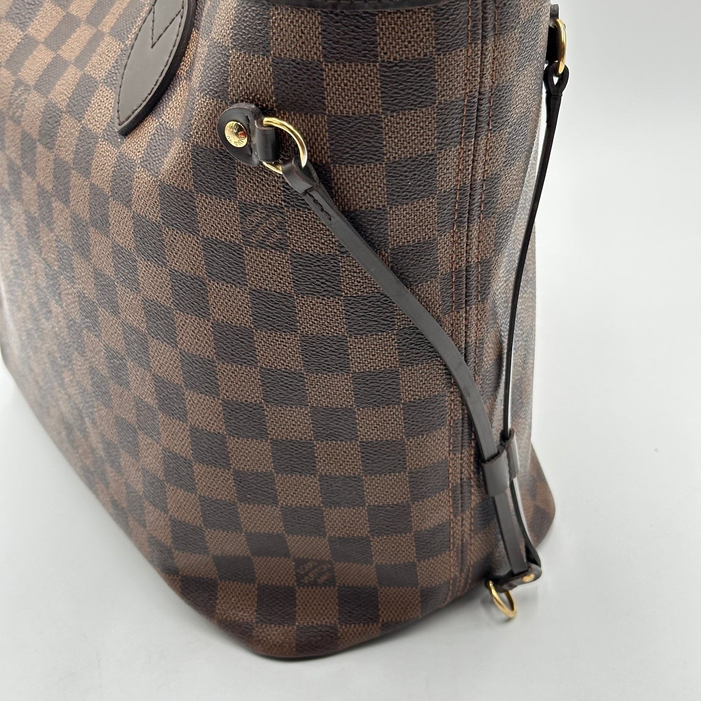 Authentic Louis Vuitton 2014 Damier Ebene Neverfull MM