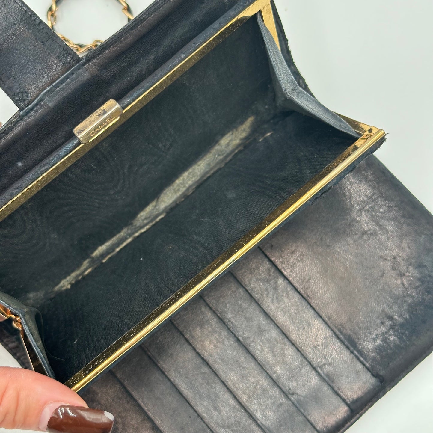 Authentic CHANEL Black Caviar Kisslock Wallet