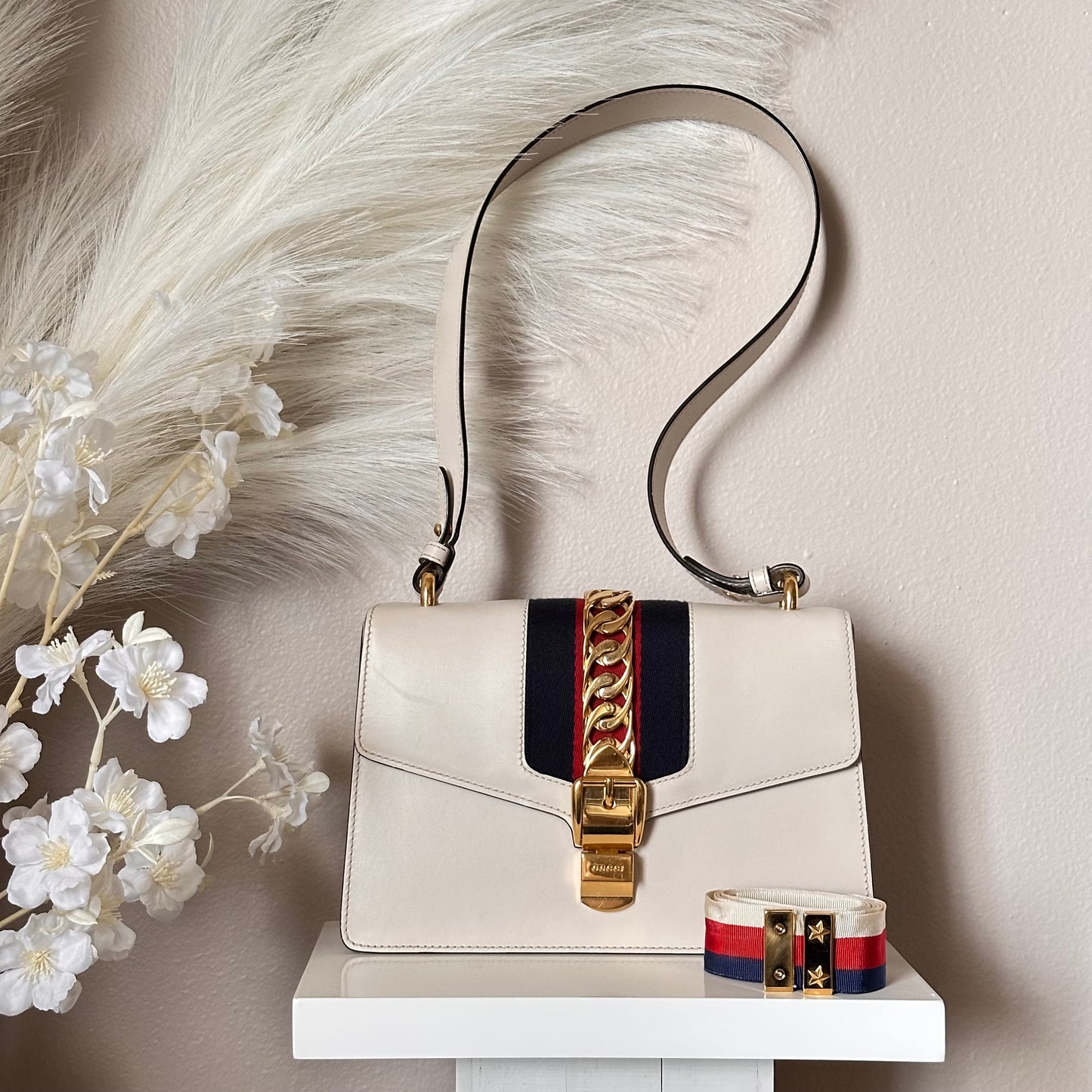 Authentic GUCCI Small Off White Sylvie