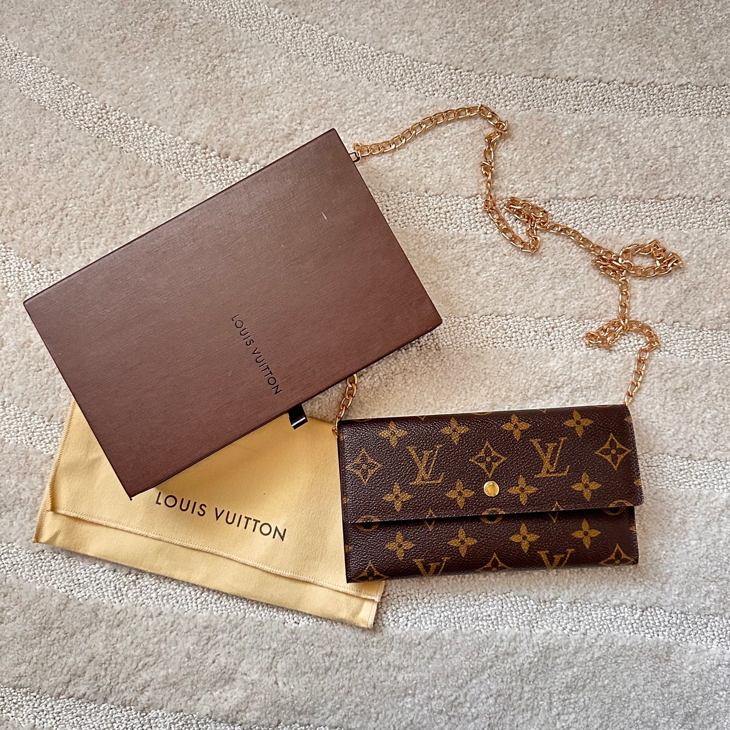 Authentic Louis Vuitton 1999 Monogram Trifold Wallet Crossbody