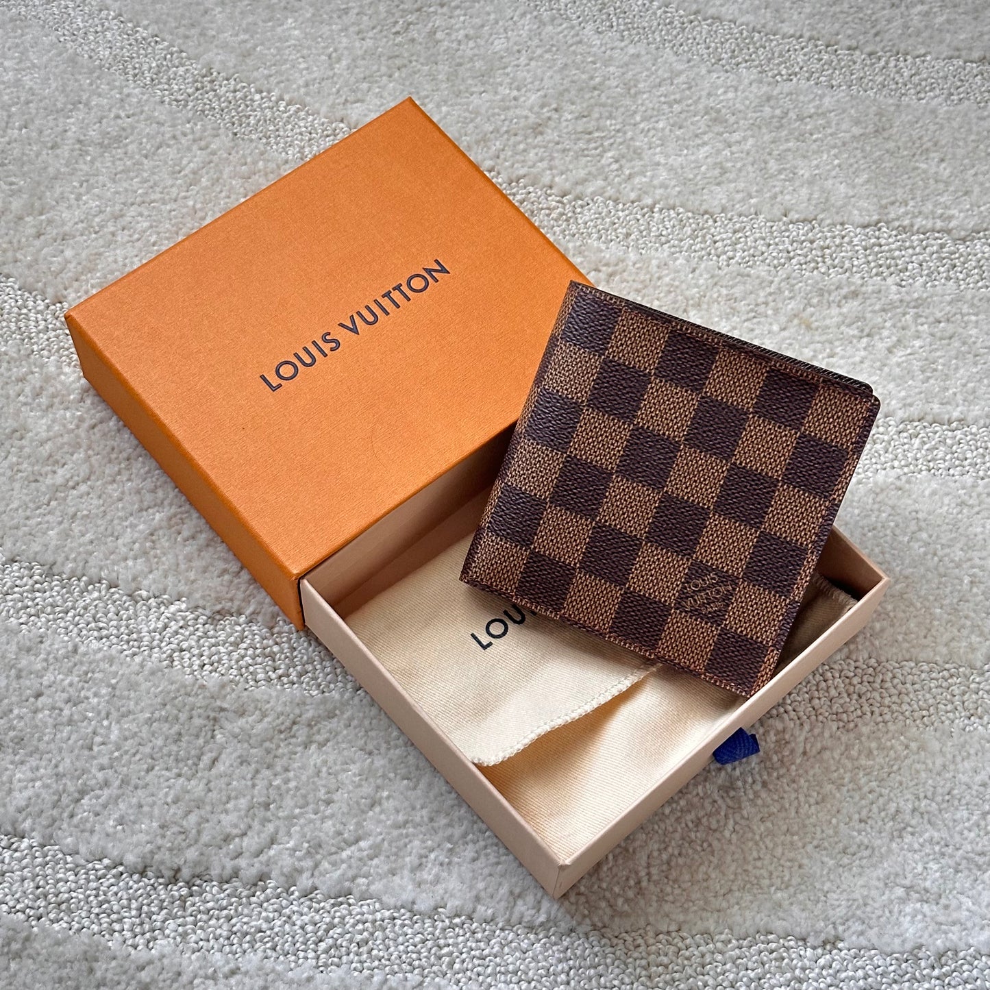 Authentic Louis Vuitton Damier Ebene Men's Bifold Wallet