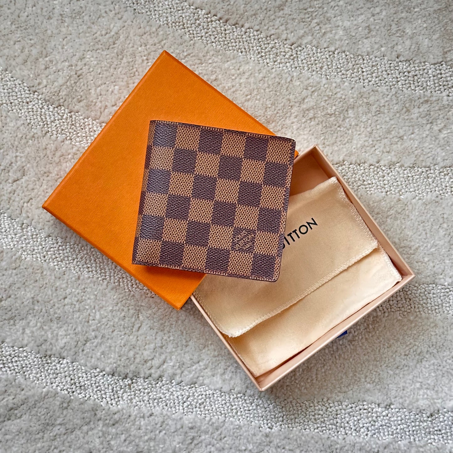 Authentic Louis Vuitton Damier Ebene Men's Bifold Wallet