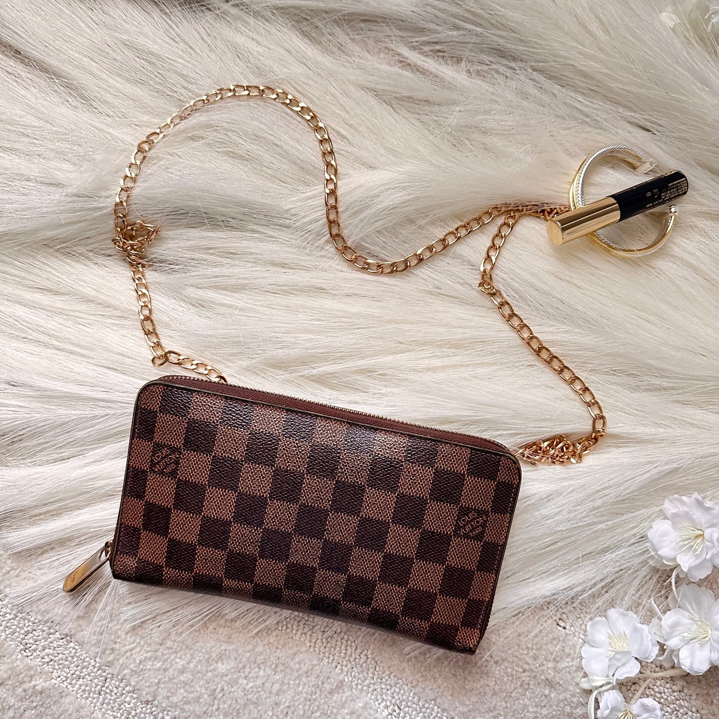 Authentic Louis Vuitton 2011 Damier Ebene Organizer Wallet Crossbody