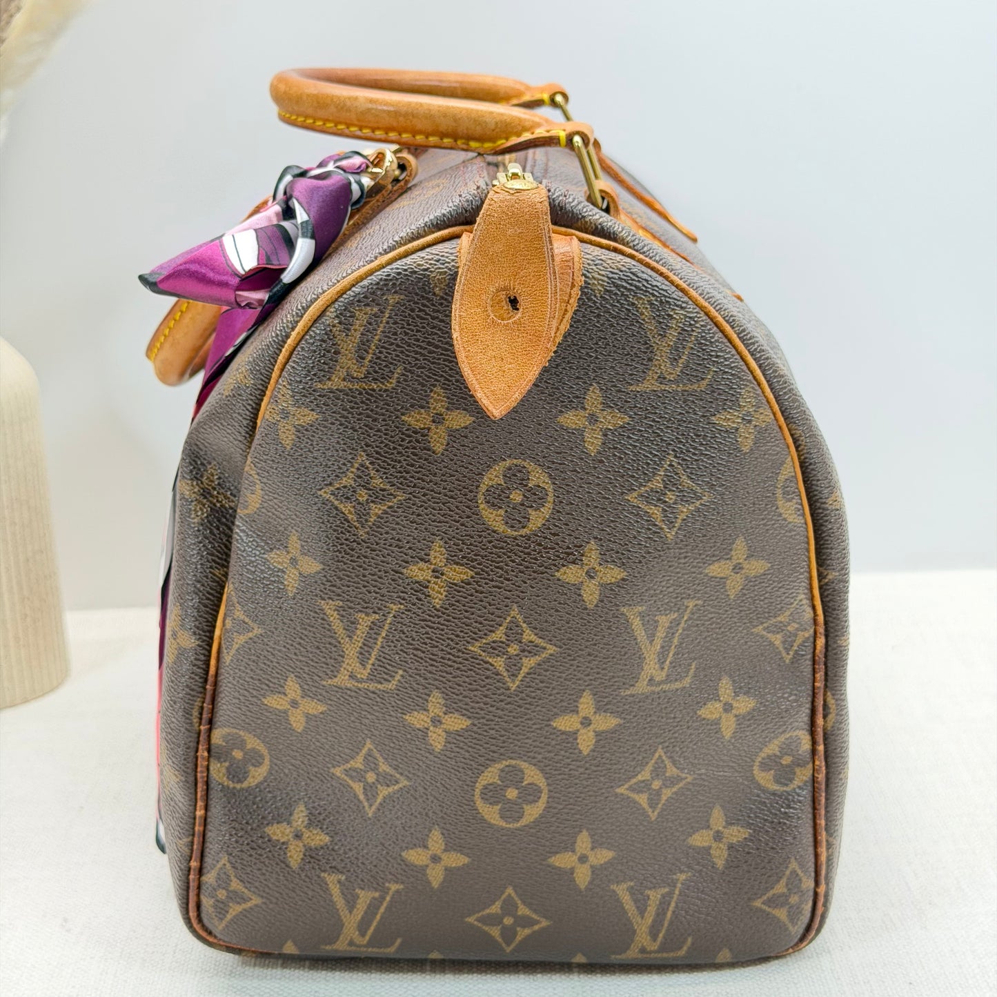 Authentic Louis Vuitton 2000 Monogram Speedy 30