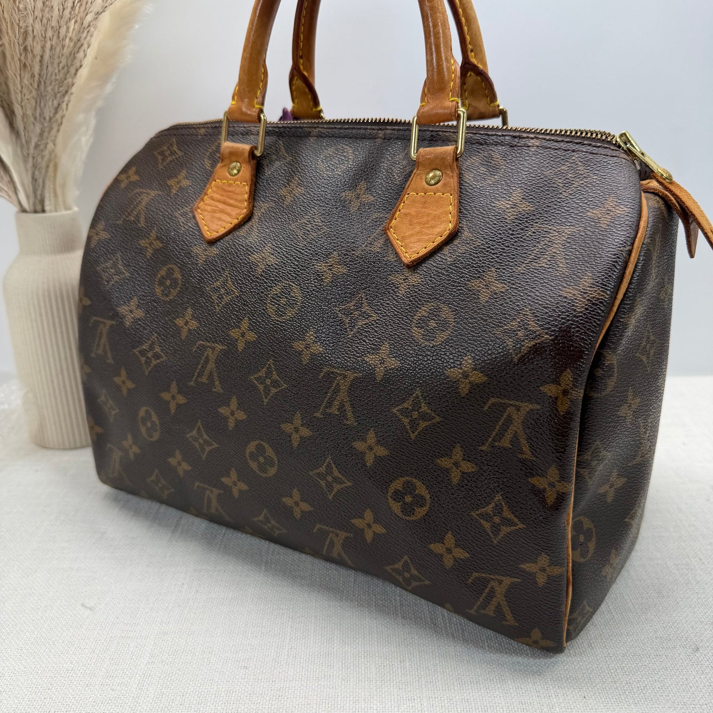 Authentic Louis Vuitton 2000 Monogram Speedy 30