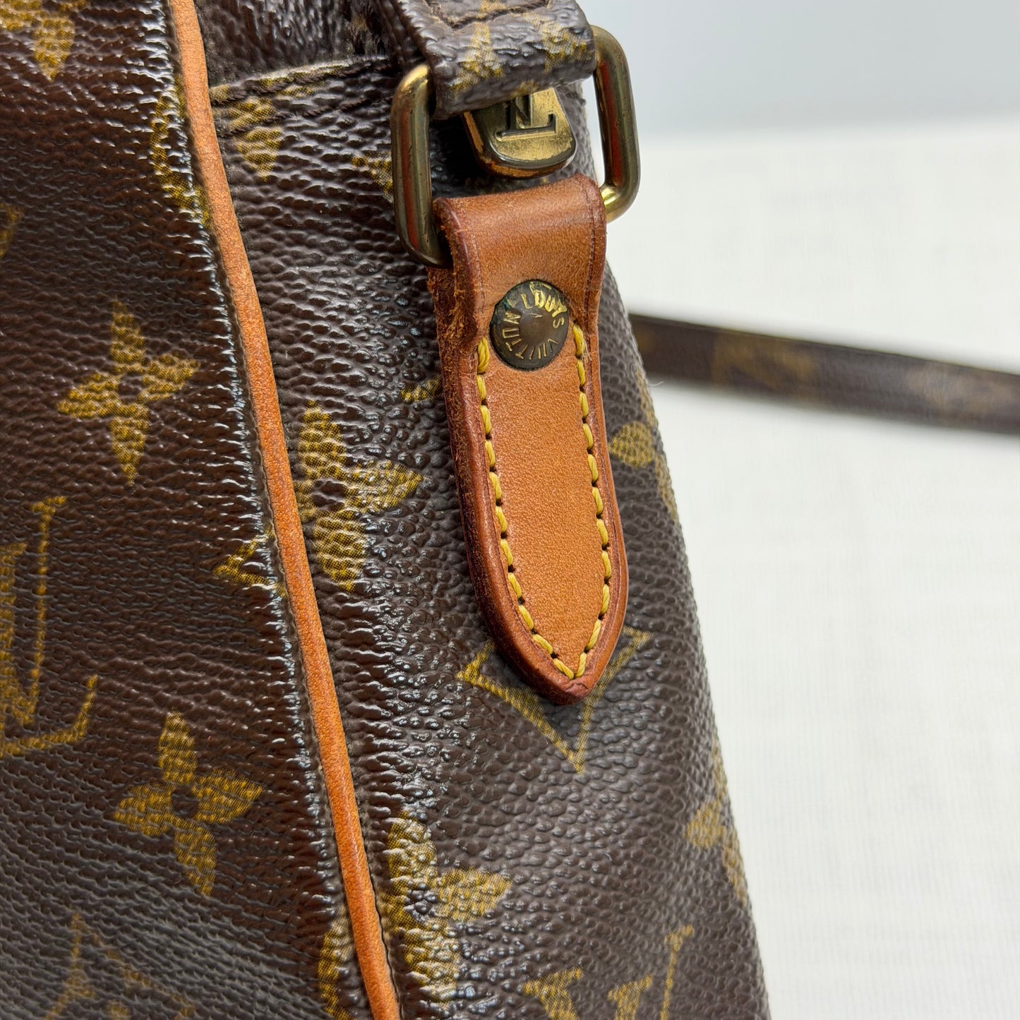 Authentic Louis Vuitton 1988 Monogram Danube MM Crossbody