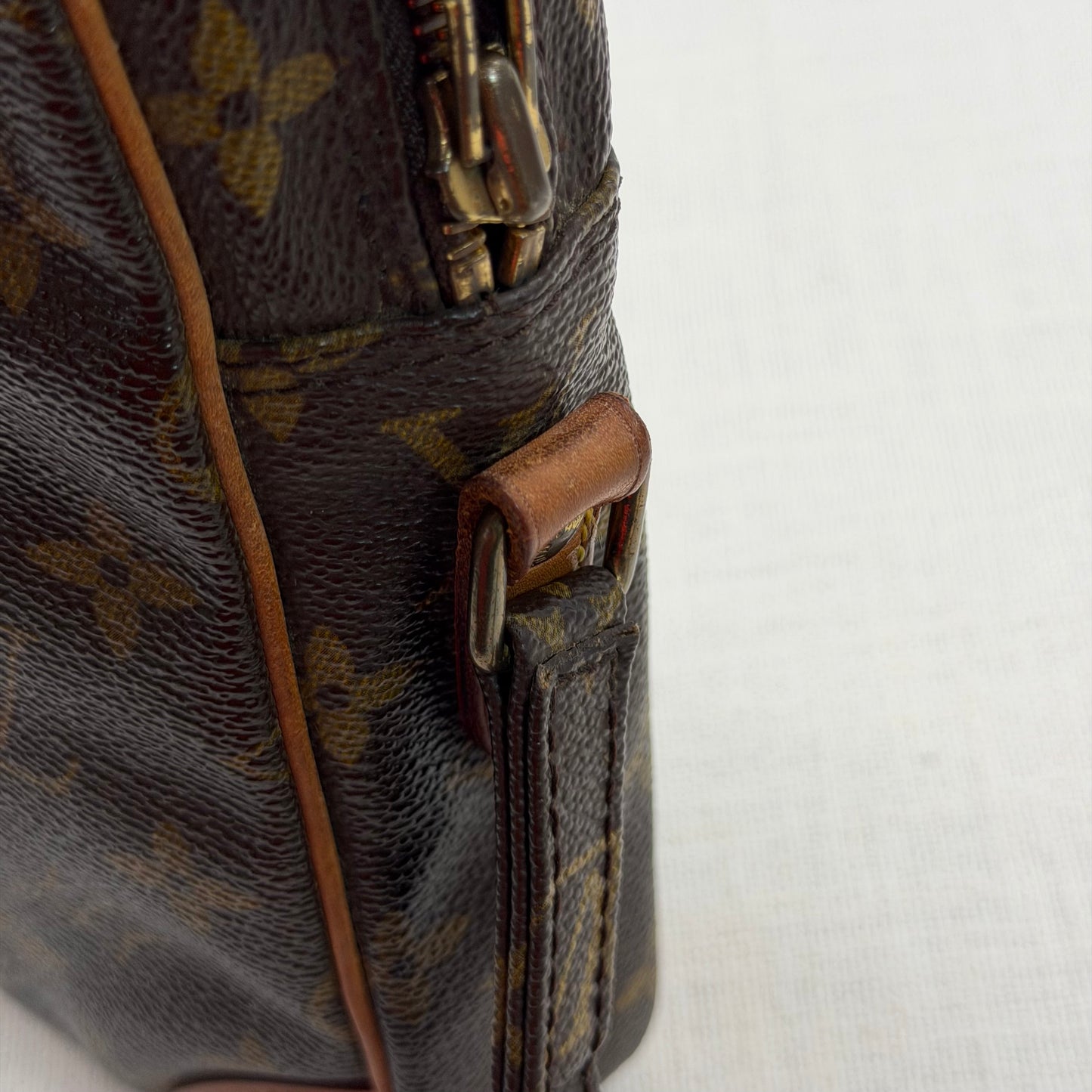 Authentic Louis Vuitton 1988 Monogram Danube MM Crossbody