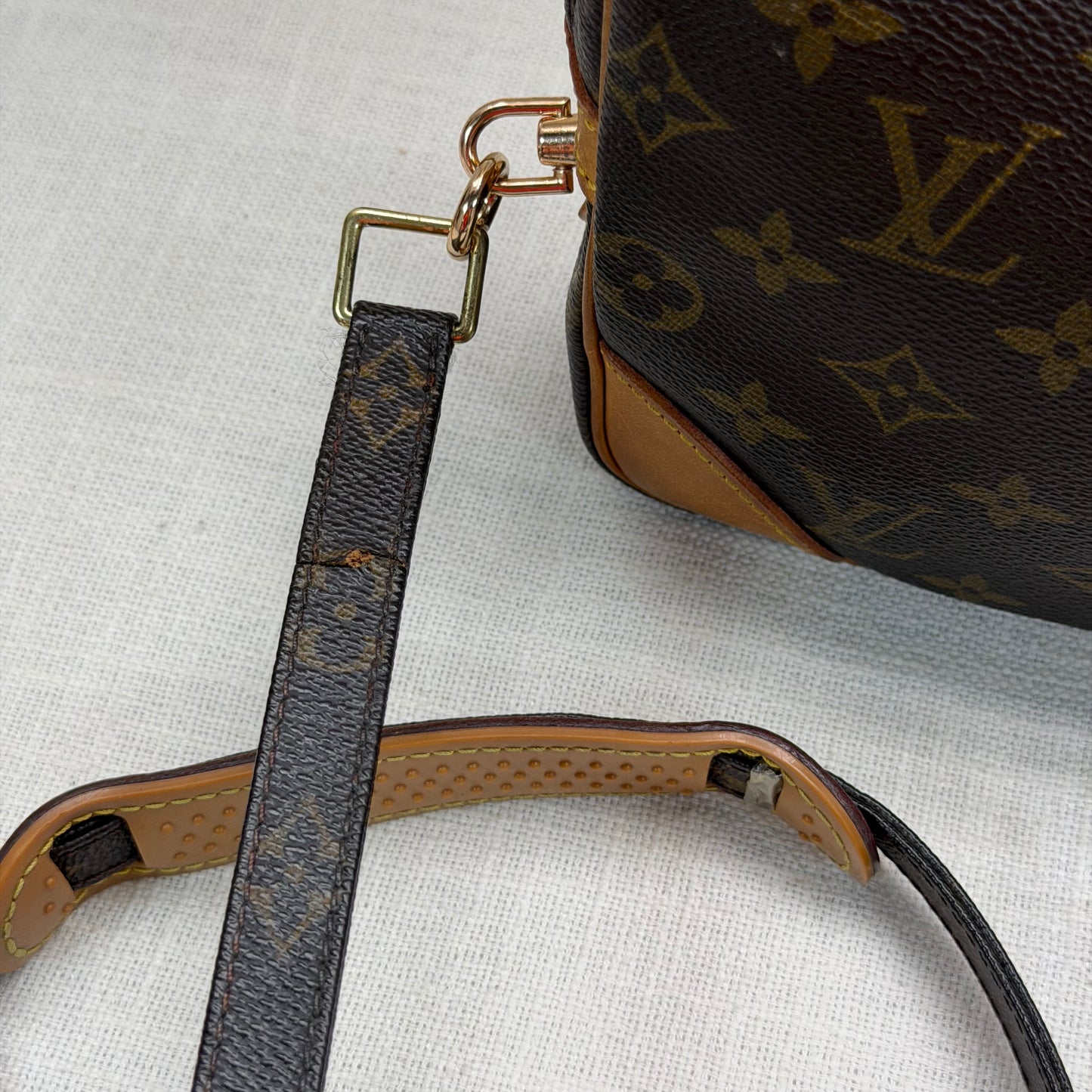 Authentic Louis Vuitton 1991 Monogram Marly Dragonne Crossbody