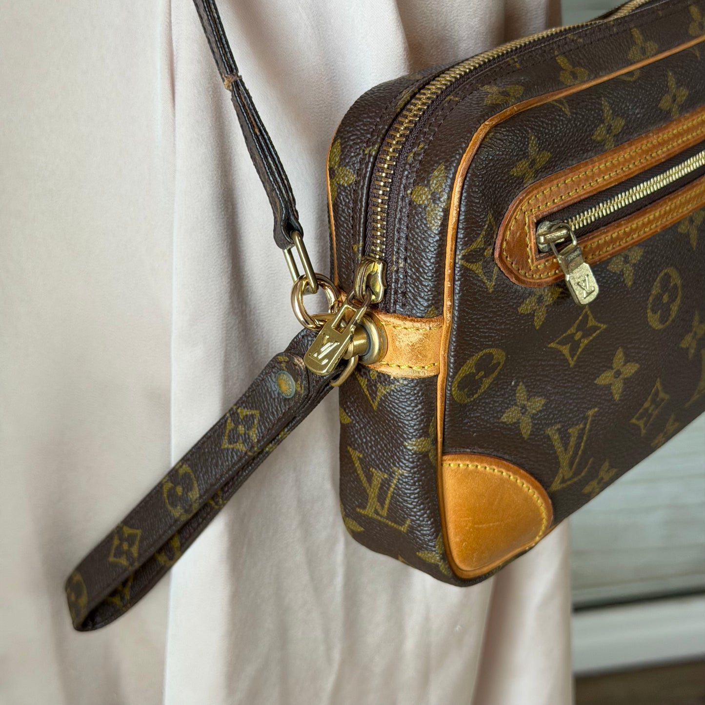 Authentic Louis Vuitton 1991 Monogram Marly Dragonne Crossbody
