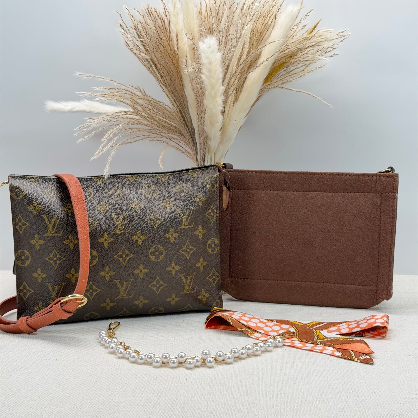 Authentic Louis Vuitton Monogram Toiletry 26 Crossbody