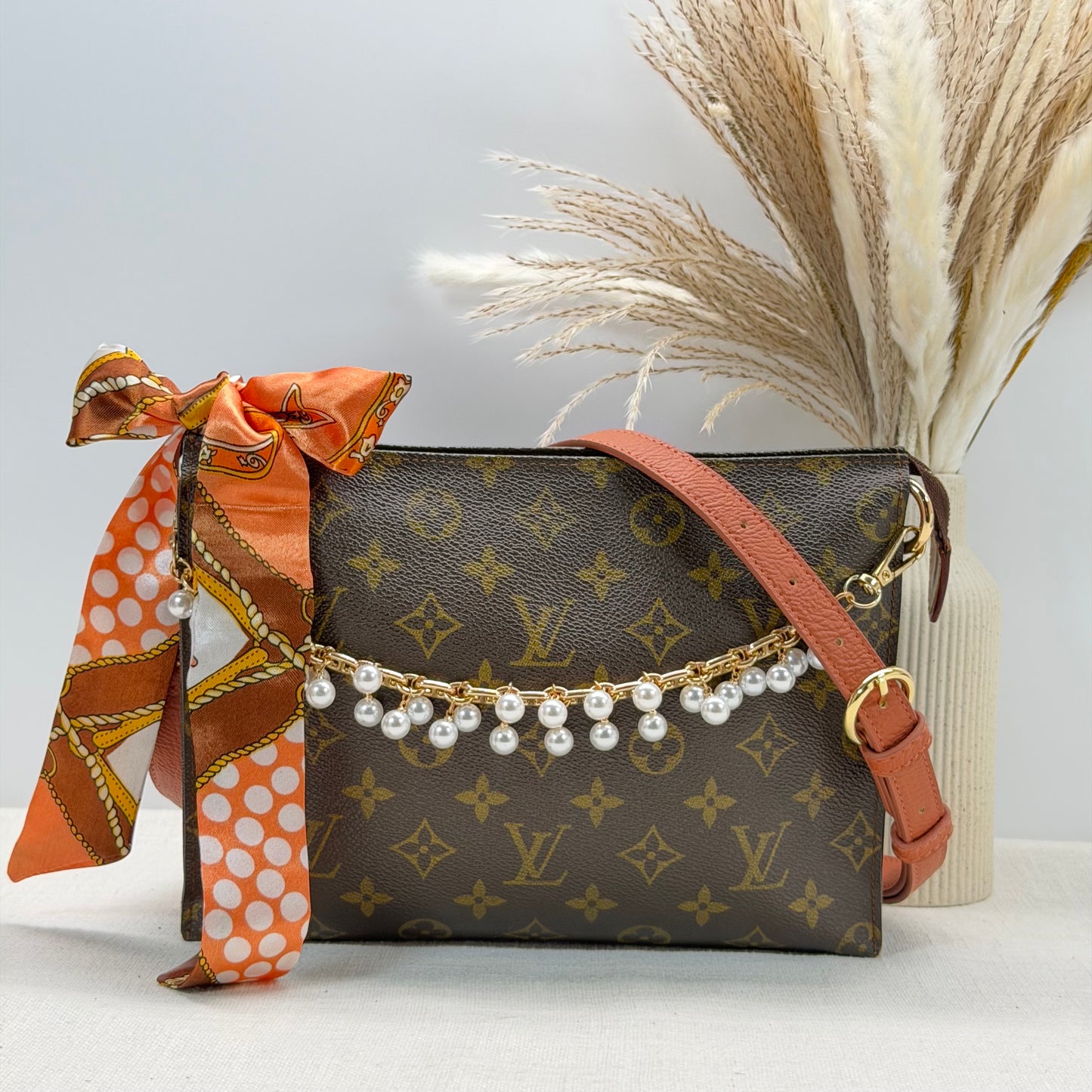 Authentic Louis Vuitton Monogram Toiletry 26 Crossbody