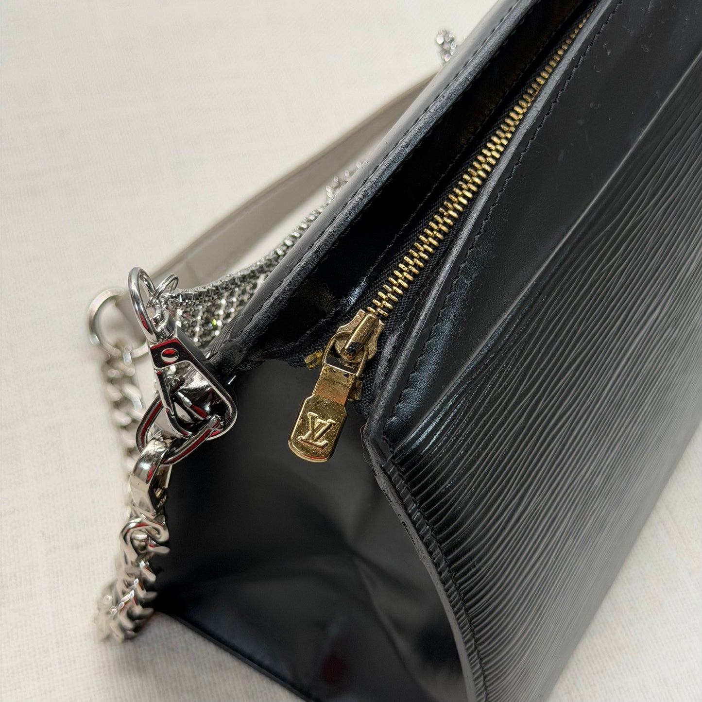 Authentic Louis Vuitton Black Epi Trousse Crete Crossbody